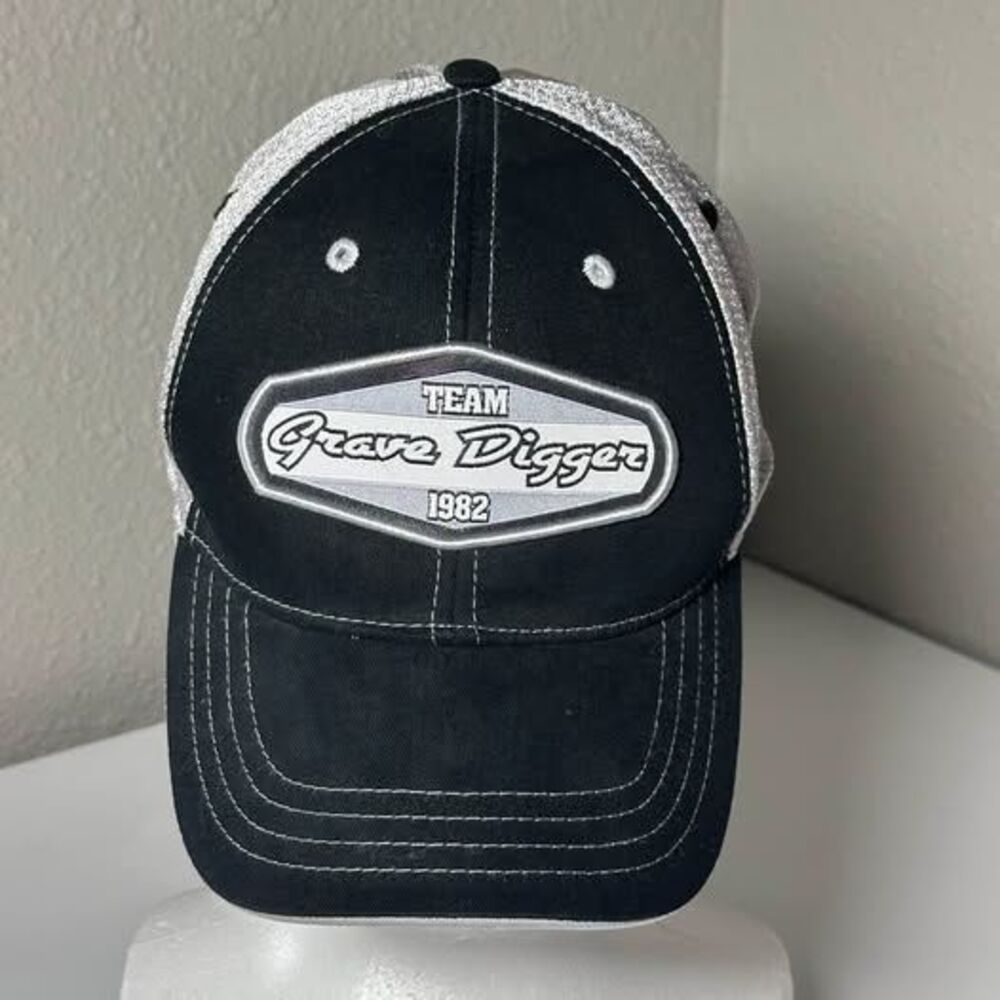 Team Grave Digger 1982 Trucker Hat